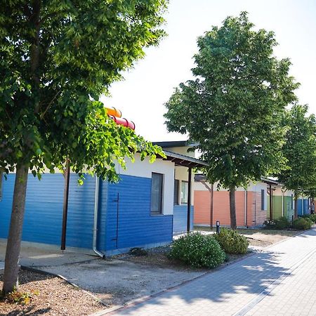 Barack Thermal & Natura Apartments Tiszakécske Esterno foto